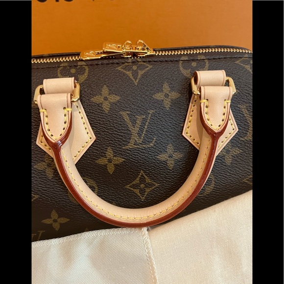 🖤🤍💞Louis Vuitton Speedy 20 bandolier 💞🤍🖤 - Picture 7 of 14